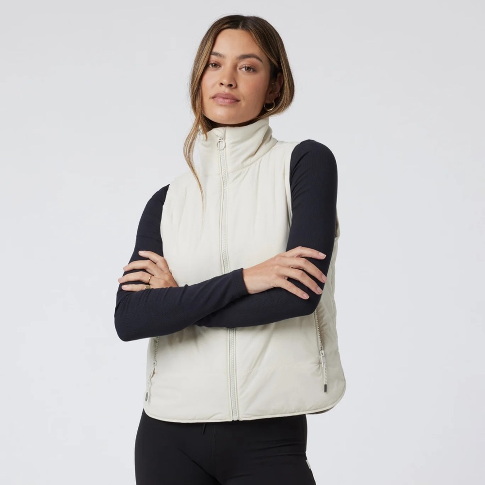 Vuori Women's Canyon Insulated Vest - Picture 6 of 6